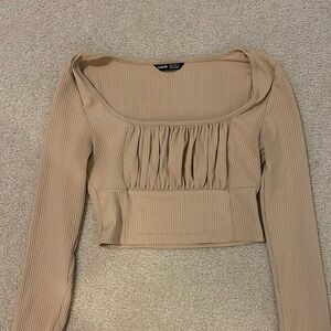 Beige long sleeve crop top